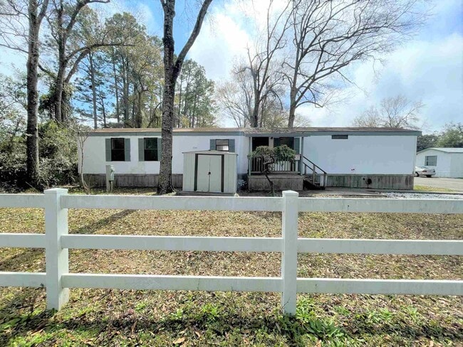 5801 Flaxman St in Pensacola, FL - Building Photo - Building Photo