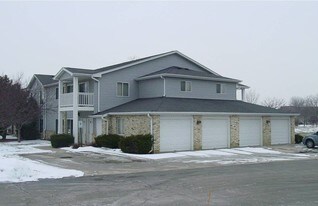 1111 Prairie Dr in Racine, WI - Building Photo