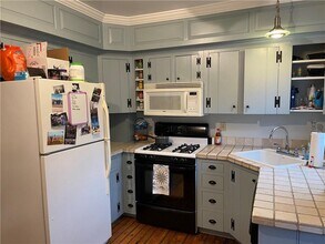 11 Braman St in Newport, RI - Building Photo - Building Photo