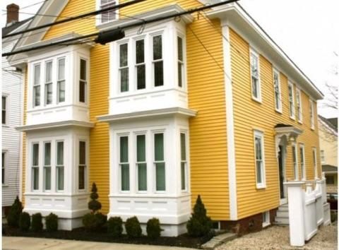 44 Dennett St in Portsmouth, NH - Building Photo