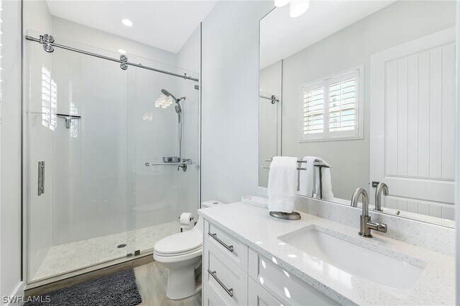 596 111th Ave N in Naples, FL - Building Photo - Building Photo