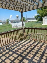 308 Pioneer Dr in Oak Grove, KY - Building Photo - Building Photo