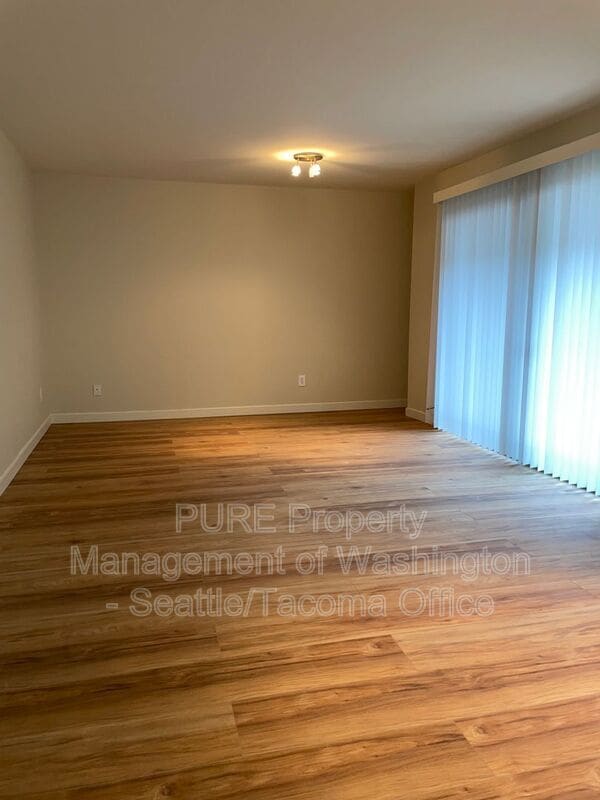 4012 California Ave SW in Seattle, WA - Building Photo - Building Photo