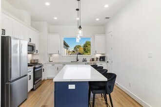 1807 Lee St in Houston, TX - Building Photo - Building Photo