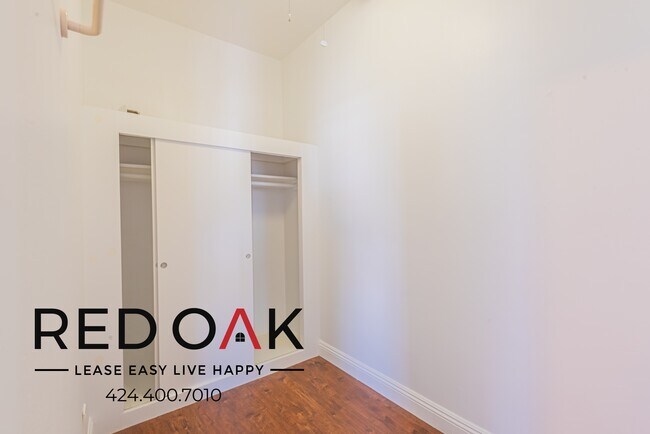 724 S Mariposa Ave in Los Angeles, CA - Building Photo - Building Photo