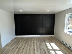 84 O Dr, Unit 2 in Westport, MA - Foto de edificio - Building Photo