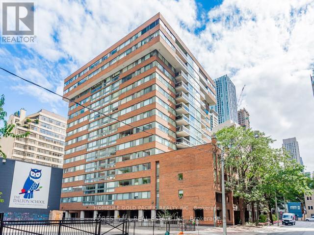 15-1415 McMurrich St in Toronto, ON - Building Photo