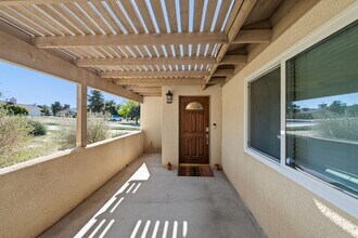 58328 Bonanza Dr in Yucca Valley, CA - Building Photo - Building Photo