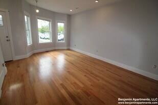 10 Islington St in Boston, MA - Building Photo