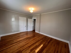 221 Prospect Ave NE, Unit 221 Prospect in Grand Rapids, MI - Building Photo - Building Photo