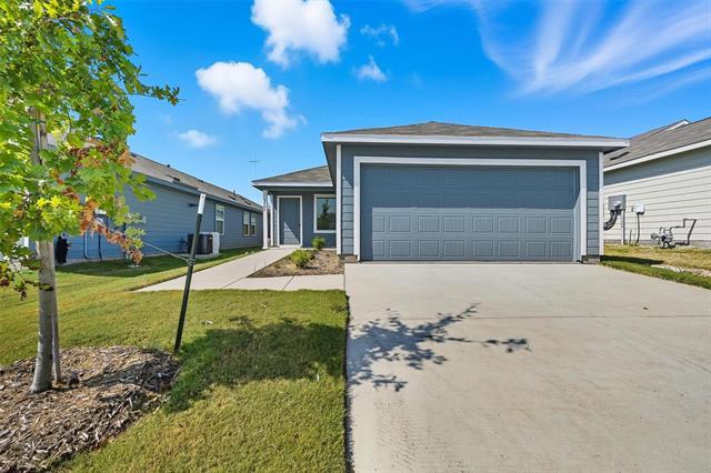 3804 Selawik St in Sherman, TX - Building Photo