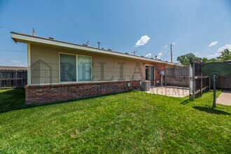 4206 Newell St in Wichita, KS - Foto de edificio - Building Photo