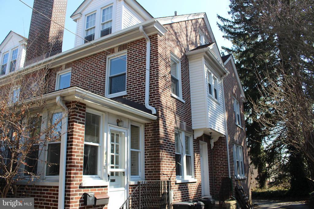 403 South Ave in Media, PA - Building Photo