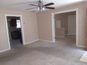 1647 N Pennsylvania Ave in Wichita, KS - Building Photo - Building Photo