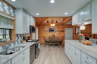 2147 LA-172 in Keatchie, LA - Building Photo - Building Photo
