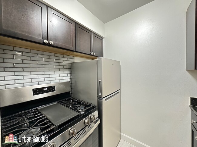 6832 N Sheridan Rd, Unit M00B in Chicago, IL - Building Photo - Building Photo