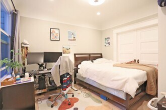 2044 Powell St in San Francisco, CA - Building Photo - Building Photo