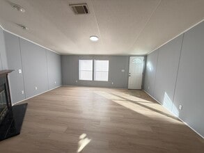 15527 Lake Little Rd in Clermont, FL - Building Photo - Building Photo