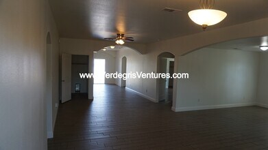 9520 Prairieview Dr in Fort Worth, TX - Building Photo - Building Photo