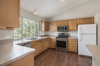 4219 N 171st Ave in Omaha, NE - Building Photo - Building Photo