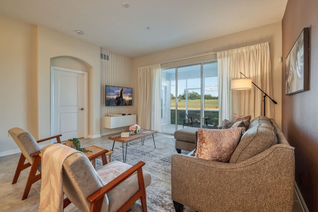 851 Ocean Course Ave in Kissimmee, FL - Foto de edificio