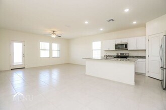 18392 Los Gabrieles Wy in Maricopa, AZ - Building Photo - Building Photo