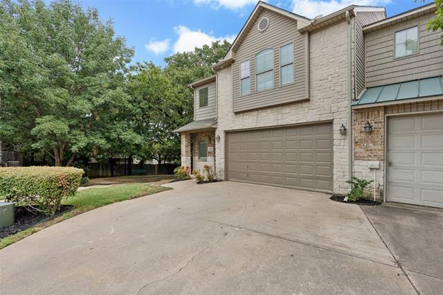 4216 Towne Lake Ct in Irving, TX - Foto de edificio - Building Photo