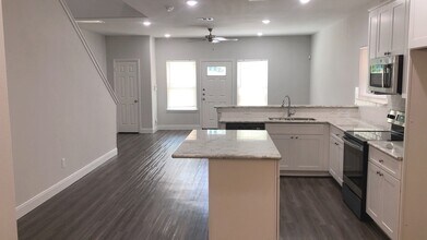 9218 Nyssa Ave in Houston, TX - Building Photo - Building Photo