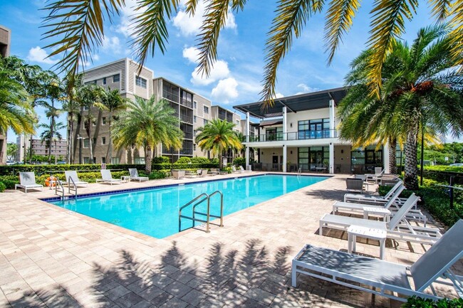 Legacy Lake Vista in Miramar, FL - Foto de edificio - Building Photo