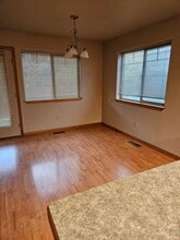 2933 N 27th Ave, Unit #12 in Bozeman, MT - Foto de edificio - Building Photo