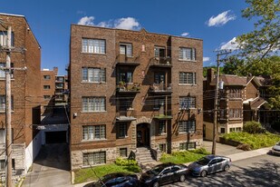 5050 Roslyn Apartments