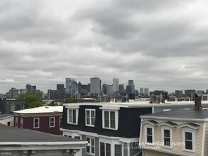 1 Glover Ct in Boston, MA - Building Photo - Building Photo