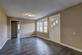 1640 Kitchens Rd in Macon, GA - Foto de edificio - Building Photo