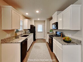 770 Rolling Terrace Cir in Granbury, TX - Foto de edificio - Building Photo