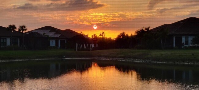 10823 Seasons Way in Palmetto, FL - Building Photo - Building Photo