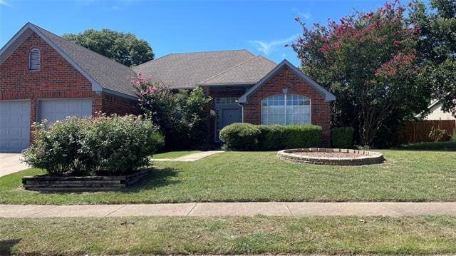 property at 320 Pebblebrook Ln