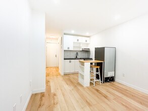 1375 La Fontaine Rue in Montréal, QC - Building Photo - Building Photo