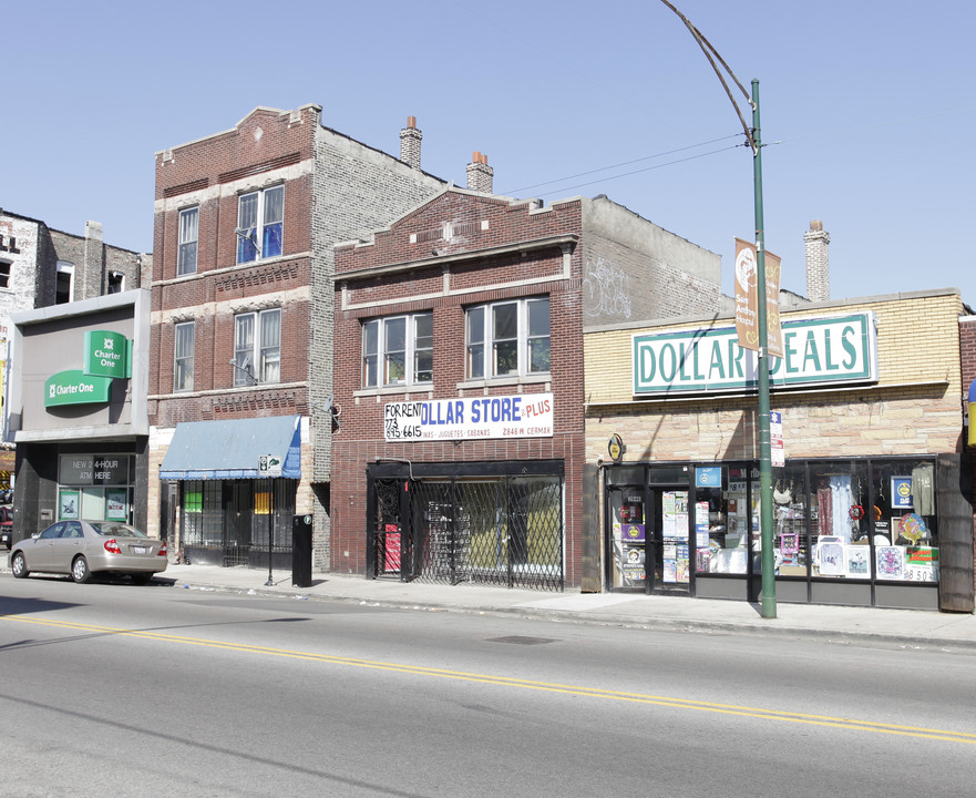 2848 W Cermak Rd in Chicago, IL - Foto de edificio