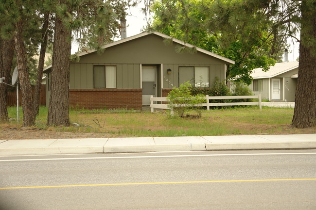 3409-3415 N 4th St in Coeur d'Alene, ID - Building Photo - Building Photo