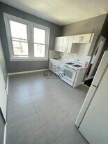 484 N 12th St in Newark, NJ - Building Photo