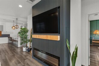 433 Gaida Loop in Andice, TX - Building Photo - Building Photo