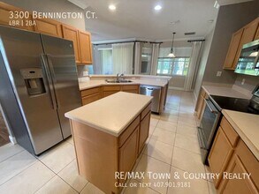 3300 Bennington Ct in Winter Park, FL - Building Photo - Building Photo