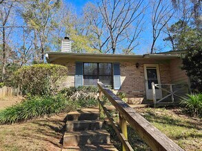 3045 Rain Valley Cir in Tallahassee, FL - Building Photo - Building Photo