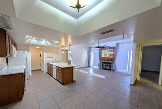 6900 E Gold Dust Ave in Scottsdale, AZ - Building Photo - Building Photo