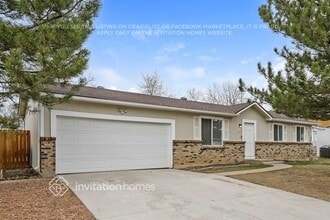 10631 Queen St in Westminster, CO - Foto de edificio - Building Photo