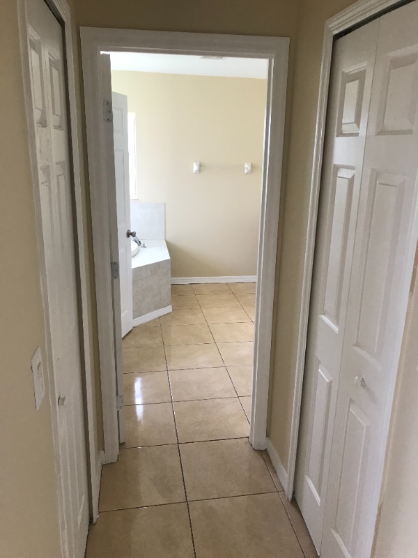 property at 543 Kingsbury Ln