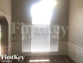 1401 Aramore Dr SE in Conyers, GA - Foto de edificio - Building Photo