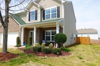 409 Chartwell Dr in Greer, SC - Foto de edificio - Building Photo