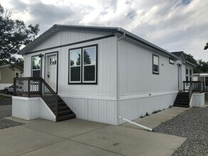1801 W 92nd Ave in Federal Heights, CO - Building Photo - Building Photo