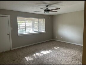 6656 Montauk Dr in Houston, TX - Building Photo - Building Photo